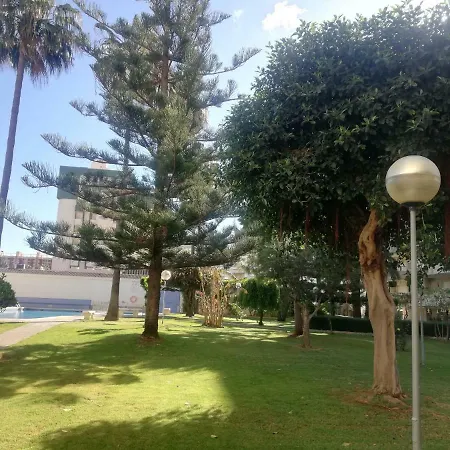 Parque Iv Solo Familias Serviplaya アパート