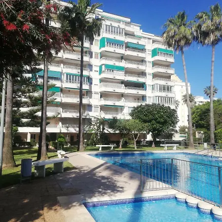 Parque Iv Solo Familias Serviplaya ガンディア